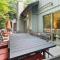 Pocono Chalet / 4 BDRMS / Fireplace