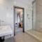 Starlight Luxury Suites