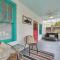 Splash Inn Lower Unit: Heated Pool & Walk to Beach