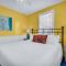Splash Inn Lower Unit: Heated Pool & Walk to Beach