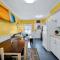 Splash Inn Lower Unit: Heated Pool & Walk to Beach