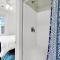 Splash Inn Upper Unit. Heated Pool walk to beach! - Tybee Island