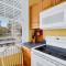 Splash Inn: Entire Home 4 BR, Pool, Walk to beach - Tybee Island