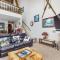 4 Bed 4 Bath Studio Apartment in Fraser