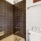 4 Bed 4 Bath Studio Apartment in Fraser