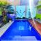 casa com piscina