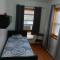 comfortable and simple room for one person near Manhattan on train - Woodside