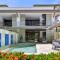 Villa Sanctuary in Temple - Resort Living Redefined