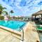 Andros - Spacious 2x2 Waterfront Condo