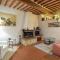 Cozy Apartment In Monticchiello With Wi-fi