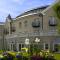 Step House Hotel