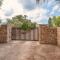 Villa Embat by Sealand Villas