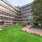 Modern 1 Bedroom Apartment in East Grinstead - East Grinstead