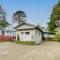 Rockaway Beach Home, Walk to Ocean, Pet Friendly!