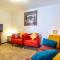 Casa Marlo, Spacious House in the Lively Centre of Cómpeta