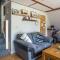 Chalet Thirteen