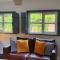 Vale View Cottages -The Coach House, Great location in Prestatyn!