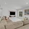 Villa Anna Retreat with Pool - Naples