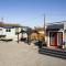 Red Door Tiny Home Lewis Ranch - Lindsay