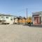 Red Door Tiny Home Lewis Ranch - Lindsay