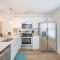Brand New Tybee Beach Home: Walk to Beach (Unit A) - 泰比岛 Brand New Tybee Beach Home: Walk to Beach (Unit A) - 泰比岛