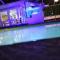 Wave Cave - Beach, Heated Pool, BBQ, Family, Friends, Fun