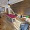 Swept Away Chalet - Luxurious NEW 6 BR Home Sleeps 16 Hot Tub Linens and Towels