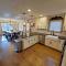 Swept Away Chalet - Luxurious NEW 6 BR Home Sleeps 16 Hot Tub Linens and Towels