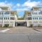 Tybee Dream: 2 Bed 2 Bath Condo w/ rooftop Pool - Tybee Island