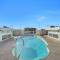 Tybee Dream: 2 Bed 2 Bath Condo w/ rooftop Pool - Tybee Island