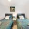 Deluxe 2 bed flat w/free parking