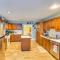 Bellingham Retreat with Fire Pit and Lake Access! - Bellingham
