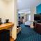 Fairfield Inn & Suites by Marriott Lexington North