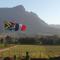 Topiary Wine Estate & Cottages - Franschhoek