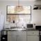 The Grandview Collection - Newark