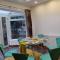 Super 7Bed House - Hot Tub - Large Gathering Meets