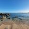 Oceanfront Penthouse, 2 Masters, 2 Baths, kitchen!