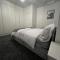 Comfortable, spacious 2 Bedroom house close to Etihad Stadium - Stalybridge