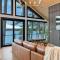 Leos Bear Lake Hideaway