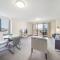 Oaks Sydney Castlereagh Suites