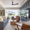 Heart of Zona Romantica, steps from restaurants, shops and nightlife-LUXURY CONDO