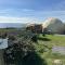 Geodome Glamping with sea views near Pendine
