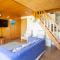 Chalet Seventyfour