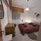 Makenzie 2 rooms first line beach