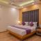Hotel Super @Mall Road