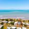 Beachfront in Kurrimine!