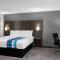 La Quinta Inn by Wyndham Indianapolis Airport Executive Dr La Quinta Inn by Wyndham Indianapolis Airport Executive Dr