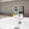 Lovely home with pool in Zetland