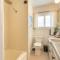 Hermosa Bungalow 1920s Charm Steps to the Strand
