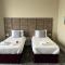 Queens Hotel